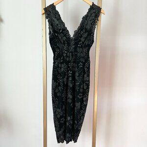 Ema Savahl, Hand-Painted Black knee-length Body Sculpting Dress – Size Small (S)